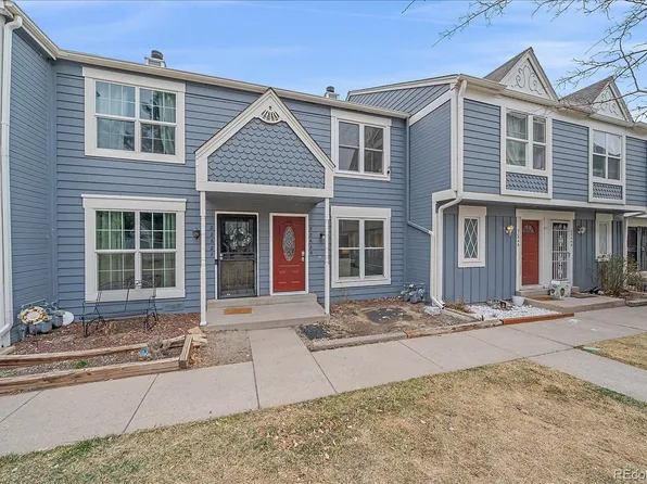 2262 S Jasper Way #B, Aurora, CO 80013