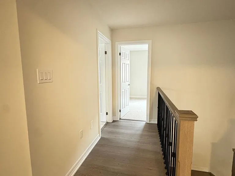 232 Warden St — Photo 28