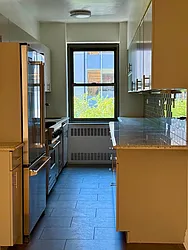 135 East 54th Street, #14B