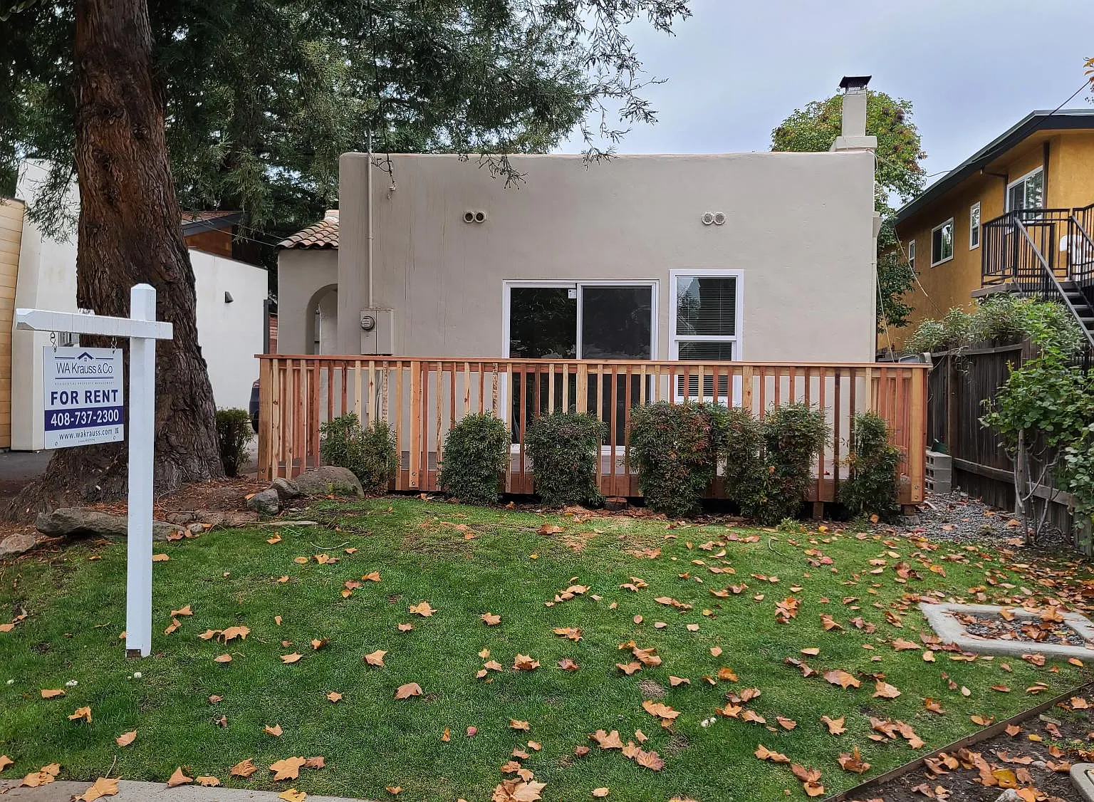 2 bed, 1044 sqft, $4,500 — Photo 1