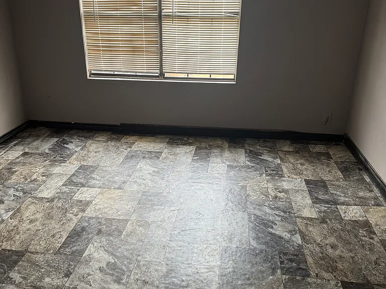 518 Alabama Ave — Photo 5