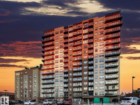 2755 109th St NW #805, Edmonton, AB T6J 5S4