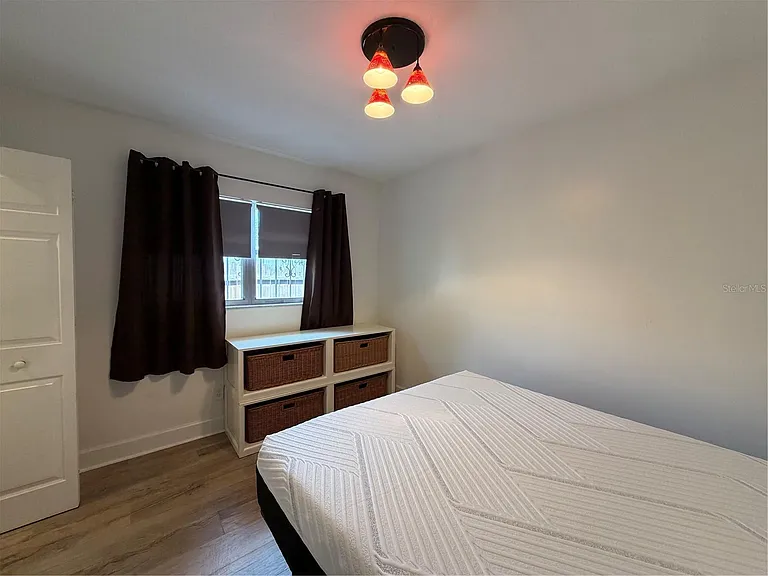 3230 W Saint Conrad St — Photo 15