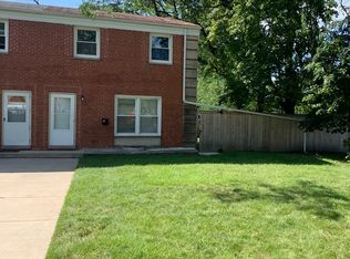863 McHenry Rd APT A, Wheeling, IL 60090