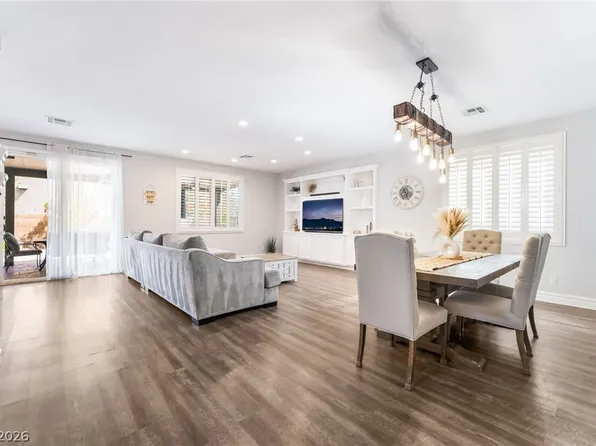 9762 Valmeyer Ave, Las Vegas, NV 89148