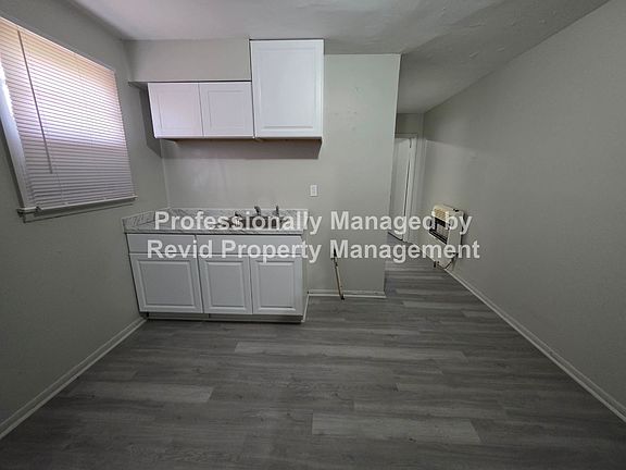 5th image of 734 Lane Ave #A