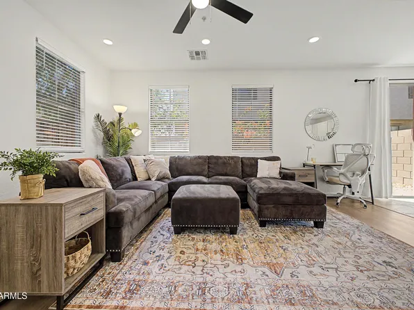 2965 E Dunbar Drive, Phoenix, AZ 85042