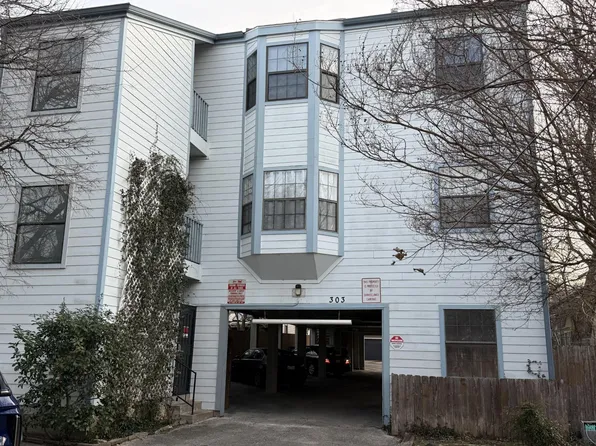 303 W 35th St APT 202, Austin, TX 78705