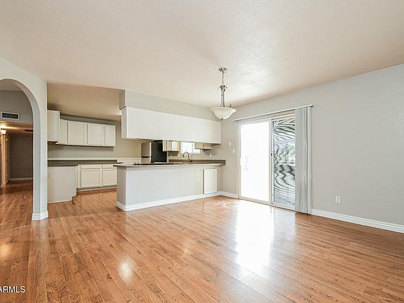 4th image of 3449 E DELTA Avenue