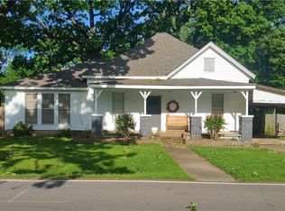 309 N Greenwood St, Charleston, AR 72933