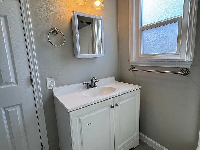 3569 Mulford Ave — Photo 11