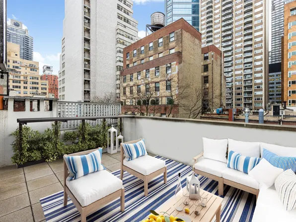 116 East 61st Street image 15 of 17