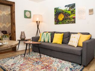 393 8th Ave #3F, New York, NY 10001