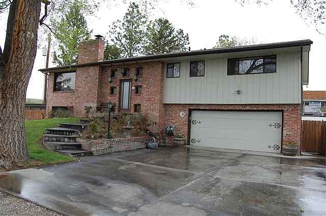 1st image of 2914 S Fruitland St