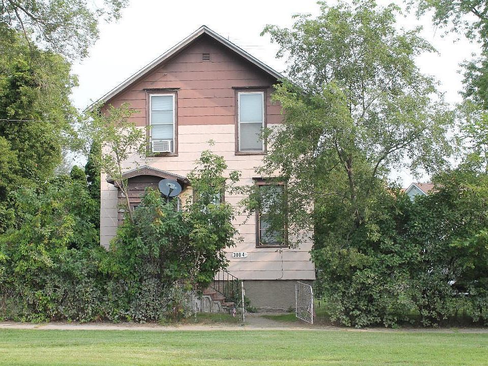 1st image of 300 4th Ave