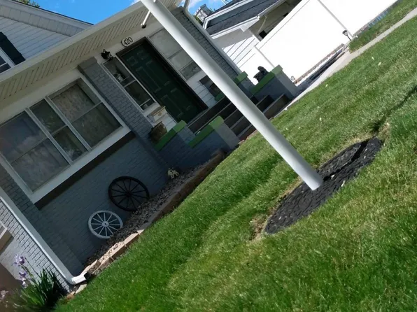 420 Hawkinson Ave, Galesburg, IL 61401