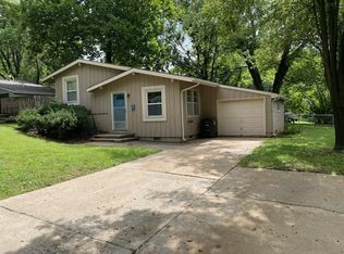 211 Brookside Dr, Belton, MO 64012