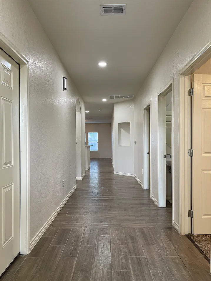 7015 Hallie Ridge San Antonio, Tx. 78227 - 1 — Photo 4