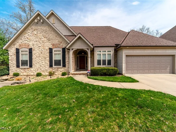 1 Riverside Dr, Rocky River, OH 44116