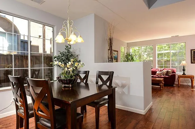 2774 Antique Ct