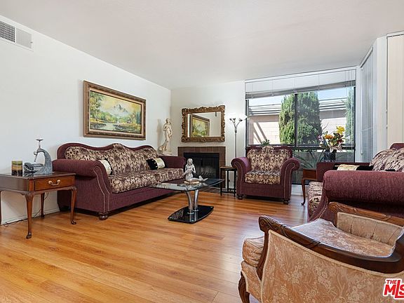 3rd image of 1815 Glendon Ave APT 104