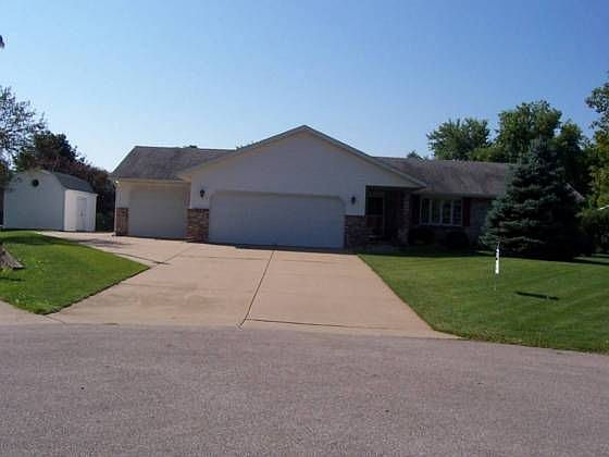 1st image of 102 Pinta Ct
