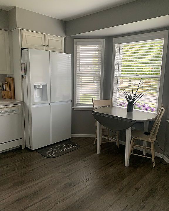 4390 Springbrook Dr, Swartz Creek, MI 48473 Zillow