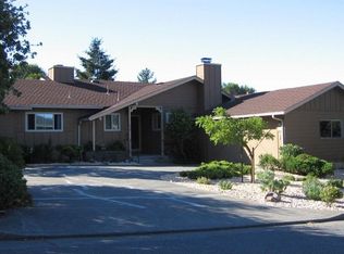 143 Dominican Dr, San Rafael, CA 94901