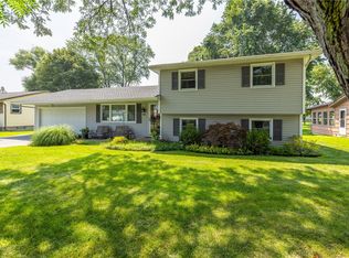45 Lori Ln, Rochester, NY 14624