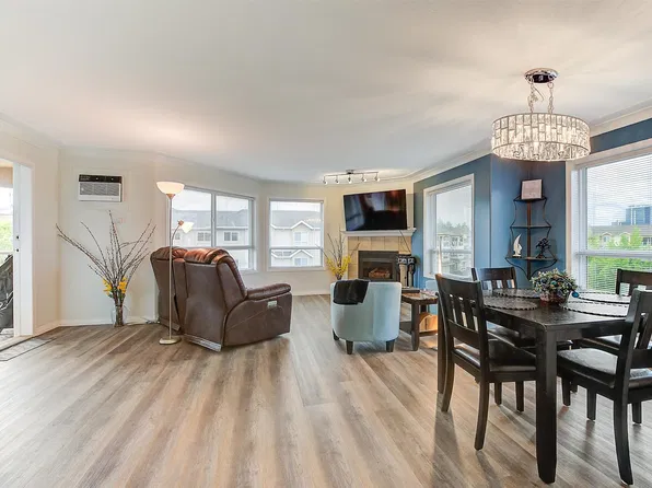 1964 Enterprise Way Unit 413, Kelowna, BC V1Y 9S7