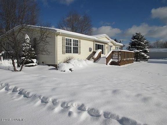 2nd image of 4245 Lakeview Dr