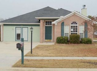 745 Royal Oaks Dr, Macon, GA