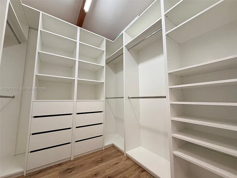 9717 N New River Canal Road 406 #406 — Photo 32