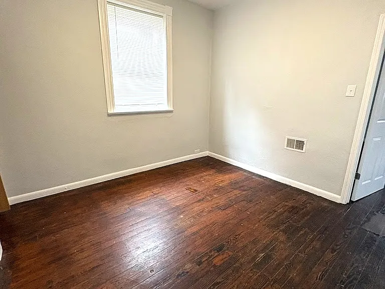 3637 Alberta St — Photo 20