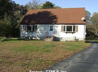 47 Sturtevant St, Norwich, CT 06360