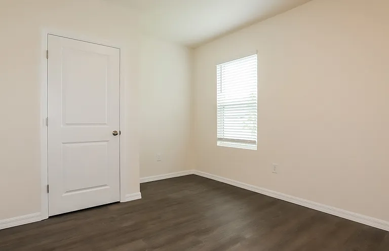 Kensington Woods Rental Homes — Photo 31