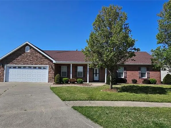 1140 Daffodil St, Sikeston, MO 63801