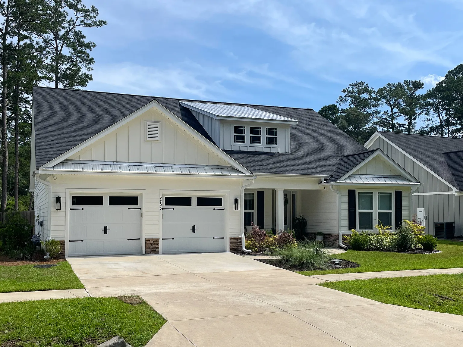 4 bed, 2513 sqft, $3,850 — Photo 3