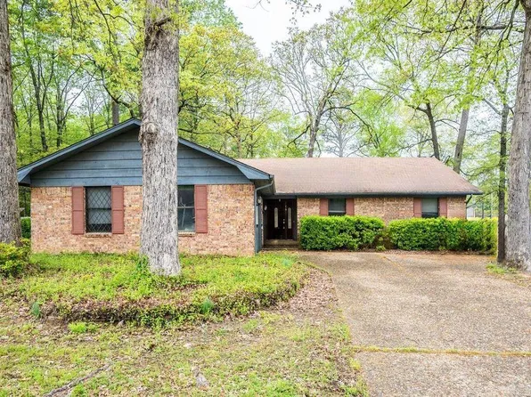 16 Crape Myrtle Pl, Little Rock, AR 72210