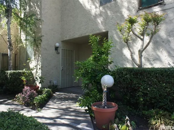 999 Porter Ave APT 23, Stockton, CA 95207