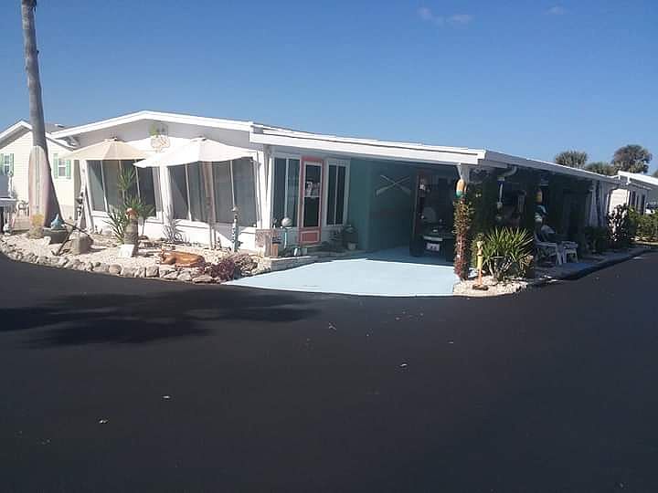 1st image of 35 Nautilus Dr