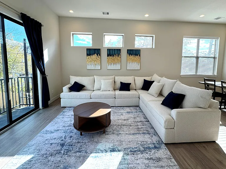 2616 Riverside Dr #F — Photo 10