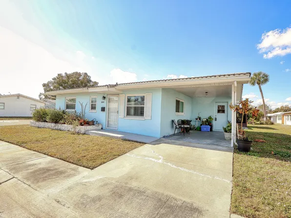 10242 Larchmont Pl, Pinellas Park, FL 33782