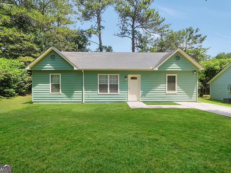 9202 Fairway Ct — Photo 1