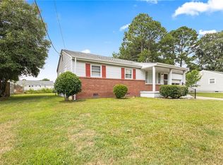 1904 Elmhurst Ln, Portsmouth, VA 23701