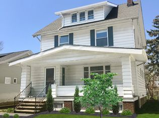 2124 Carabel Ave, Lakewood, OH