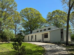 6710 Soundview Ave, Southold, NY 11971