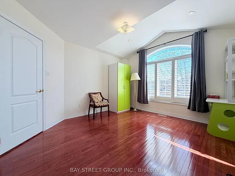 9 Saint Clare Blvd — Photo 29