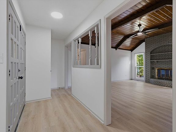 3rd image of 101 Maverick Cir