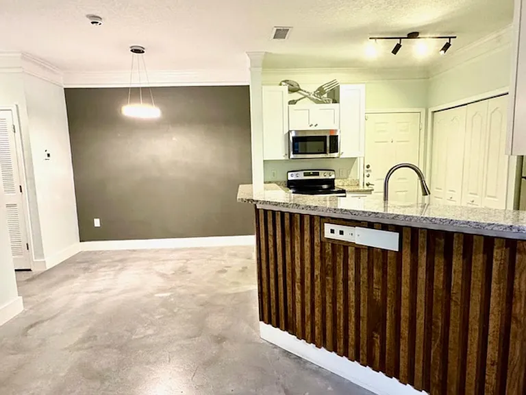 8842 Villa View Cir #108 — Photo 55